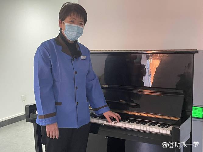阅读 零经验能做!保洁阿姨自学成才,寒门学子苦读改写命运